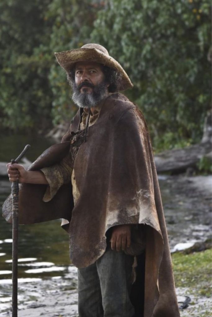 José Leoncio (Marcos Palmeira) transformado em Velho do Rio em Pantanal