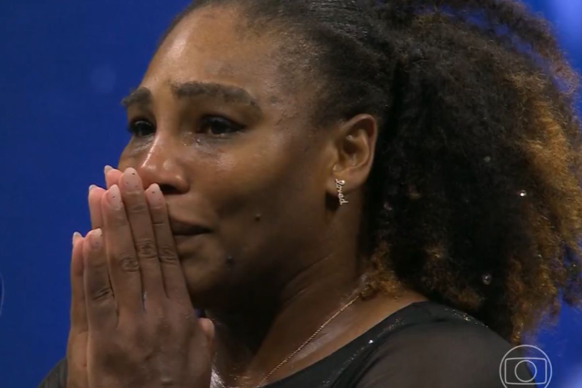 Serena Williams emocionada em sua despedida das quadras de tênis