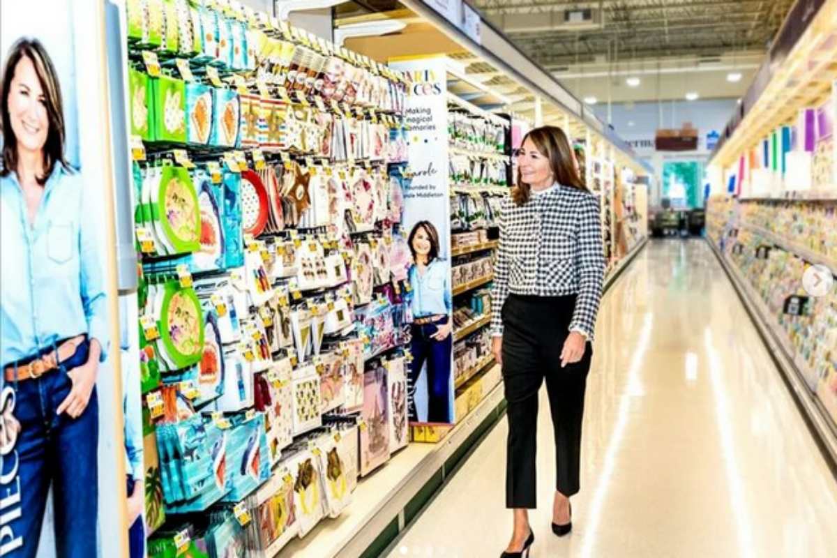 Carole Middleton em supermercado americano
