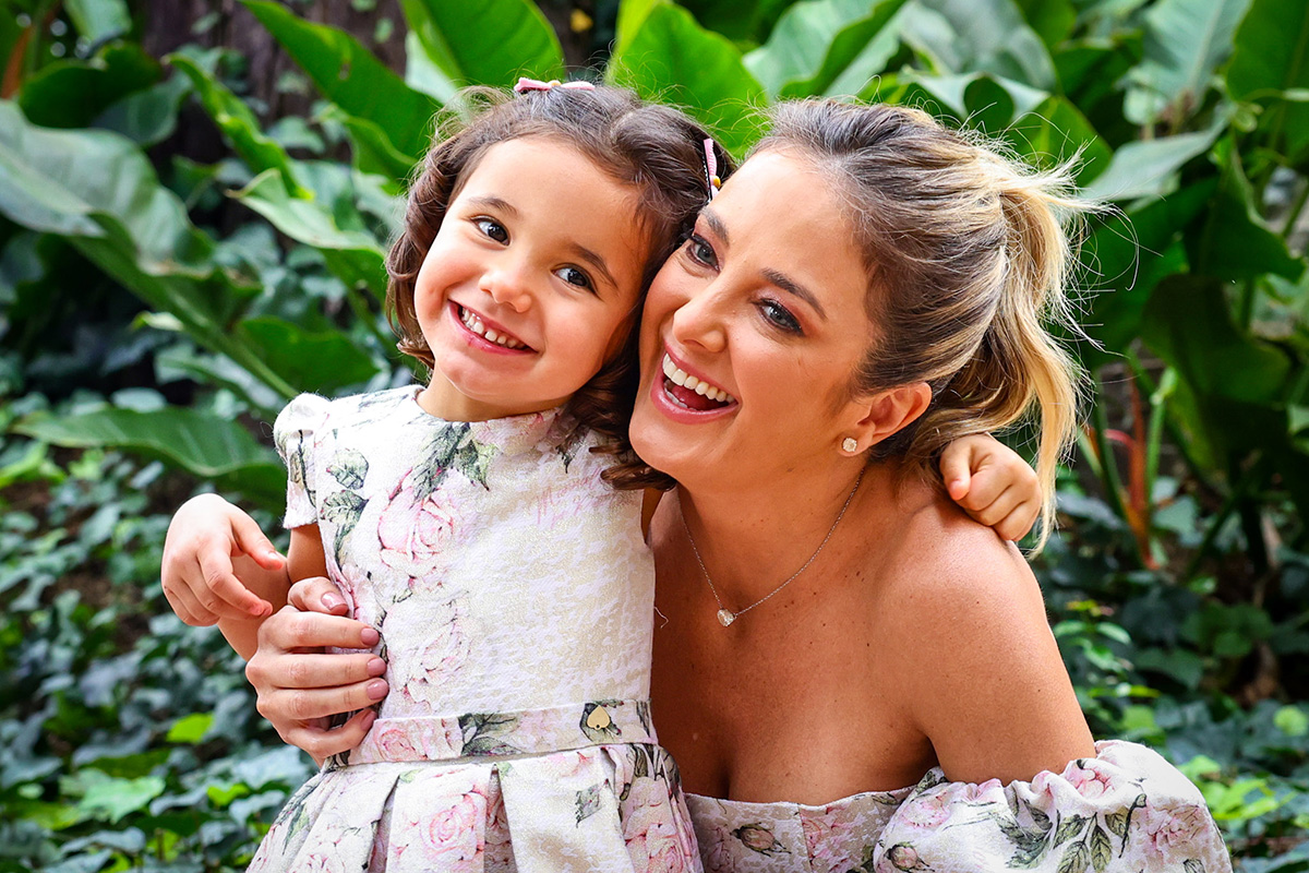 Ticiane Pinheiro com a filha Manuella