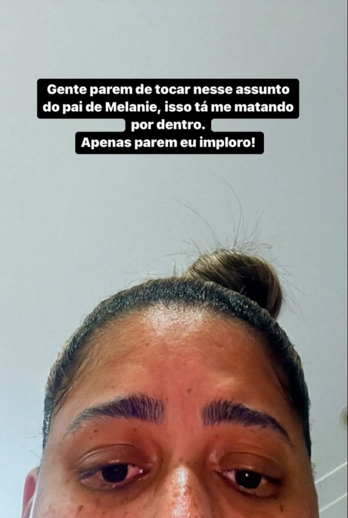 MC Loma chorando nos stories