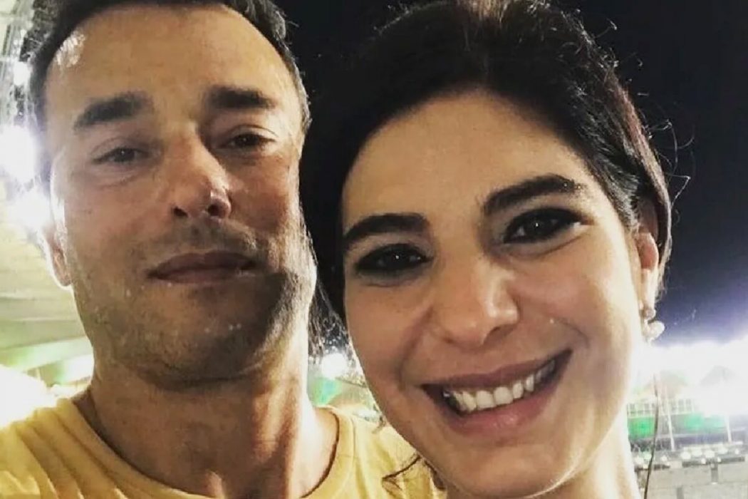 Andreia Sadi e André Rizek protagonizam momento fofo ao vivo na TV