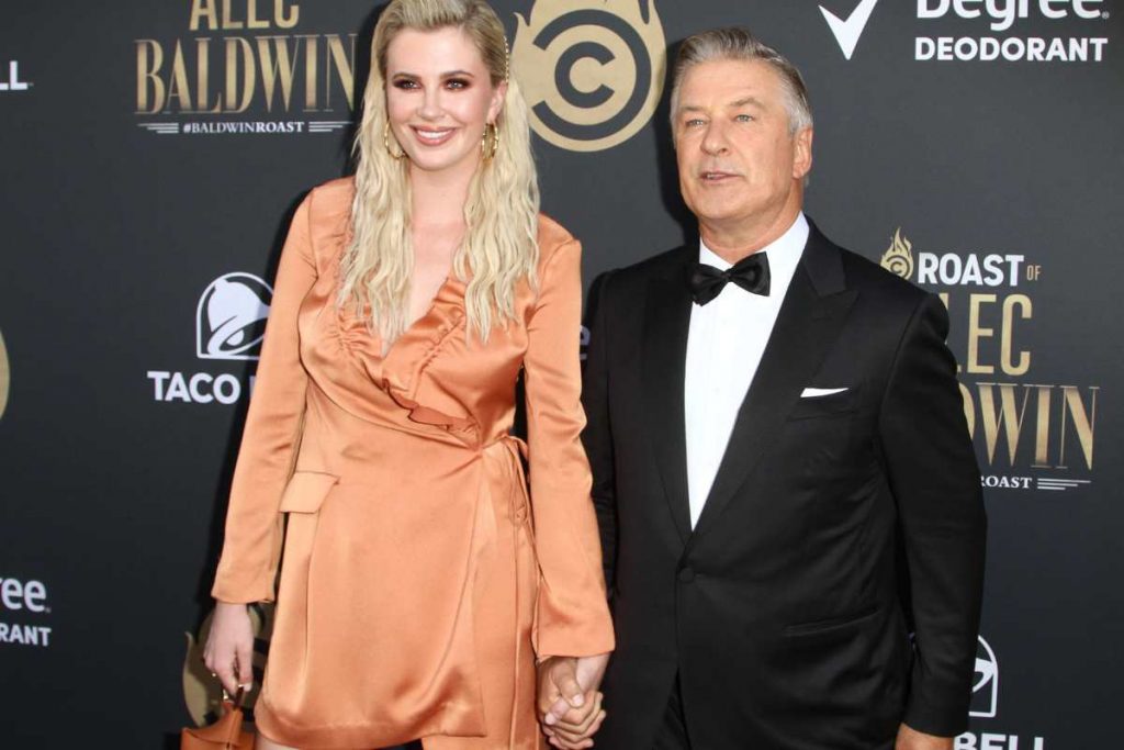 Alec Baldwin com a filha Ireland, do casamento com Kim Bassinger