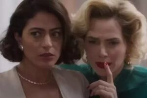 Garota do Momento - Clarice (Carol Castro) e Zélia (Letícia Colin)