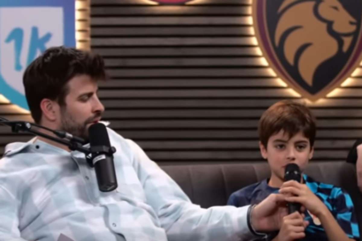 Gerard Piqué com seu filho Milan Piqué