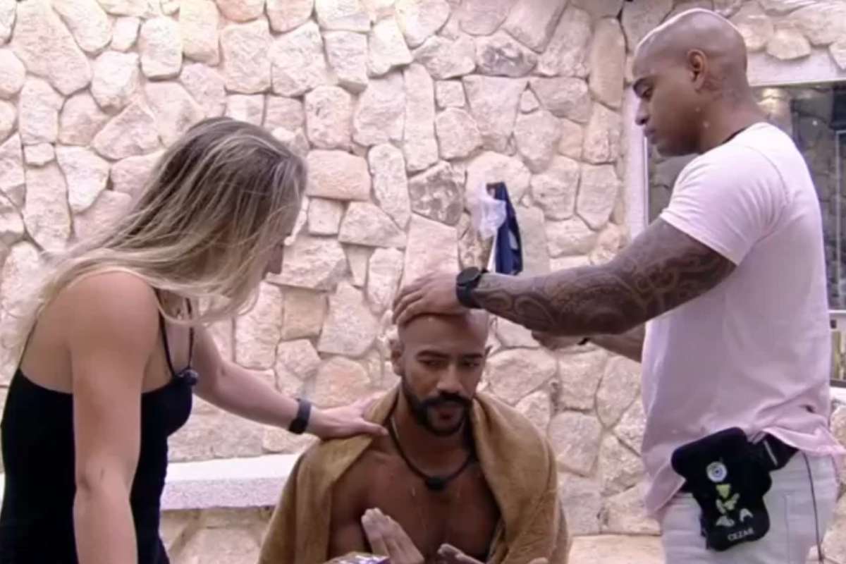 Ricardo desabafa com Bruna e Cezar no BBB23