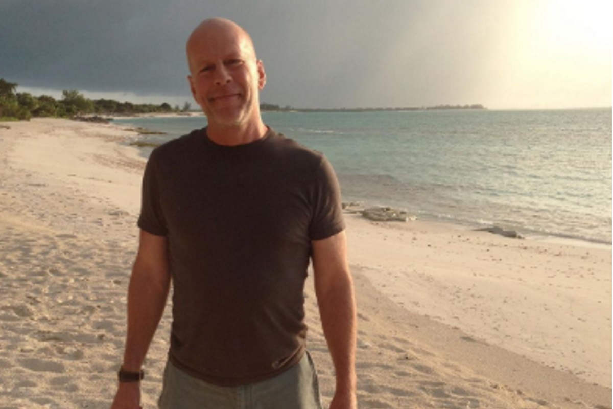 Bruce Willis na praia