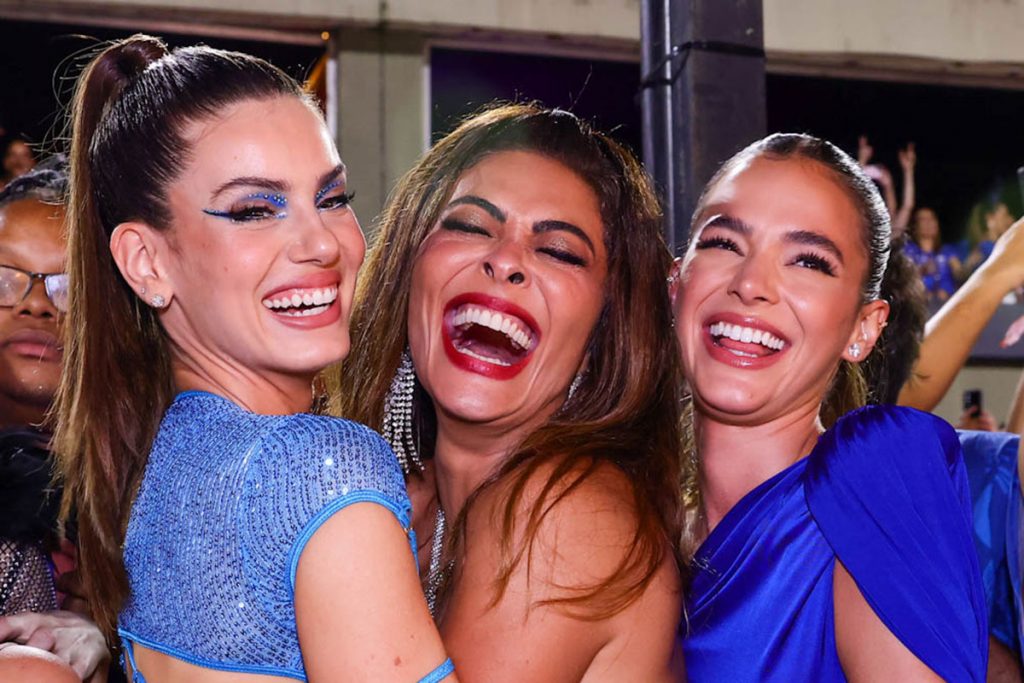 Camila Queiroz, Juliana Paes e Bruna Marquezine