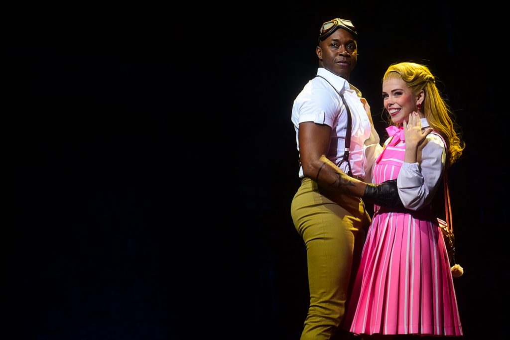 Fabi Bang e Tiago Barbosa como Glinda e Fiyero