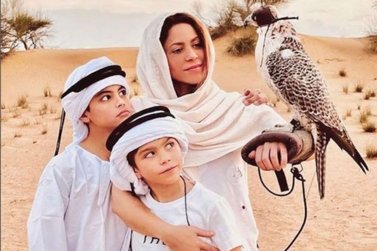 Shakira com os filhos em Dubai