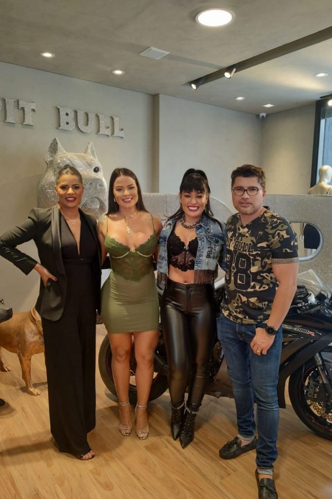 Alessandra Gaspio, Victoria Villarim, Milene Pavorô e Marcelo Torquato