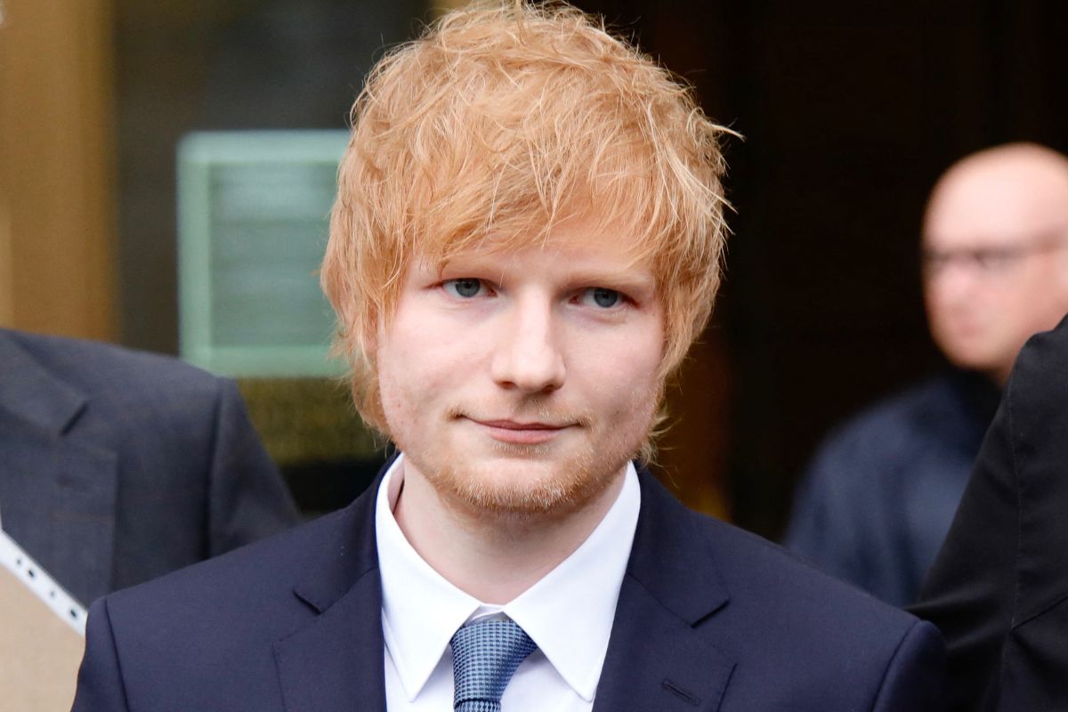 Close de Ed Sheeran no tribunal de Manhatam, onde depôs sobre acusação de plágio