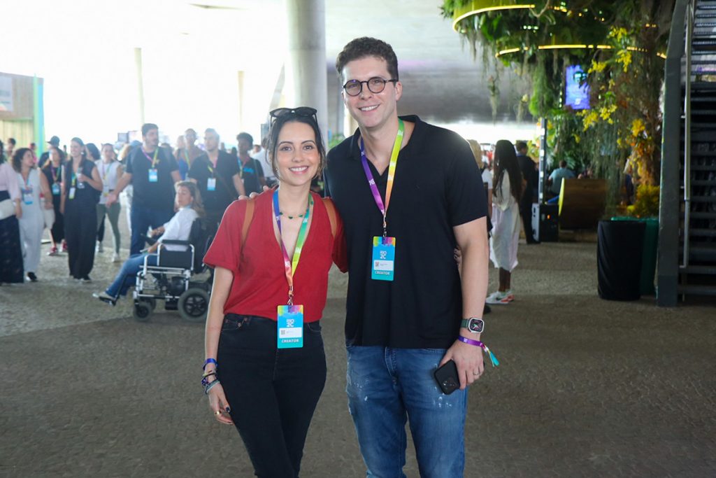 Thiago Fragoso e Mariana Vaz posaram para muitas fotos