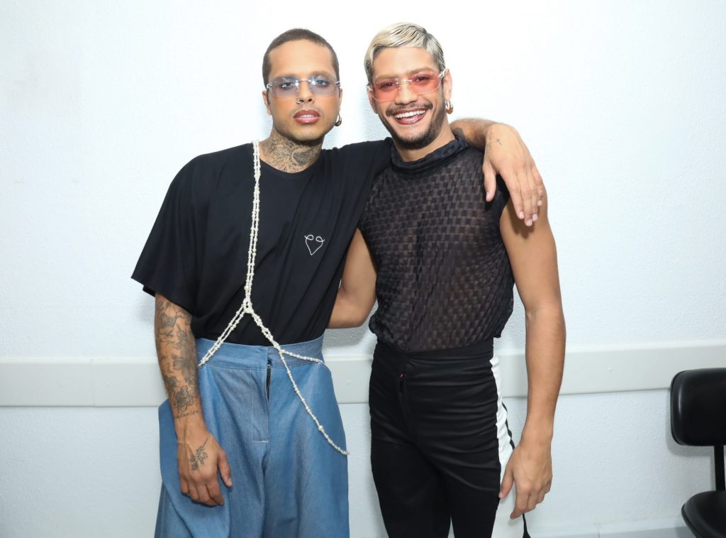 Vitão e Gabriel Santana na SPFW