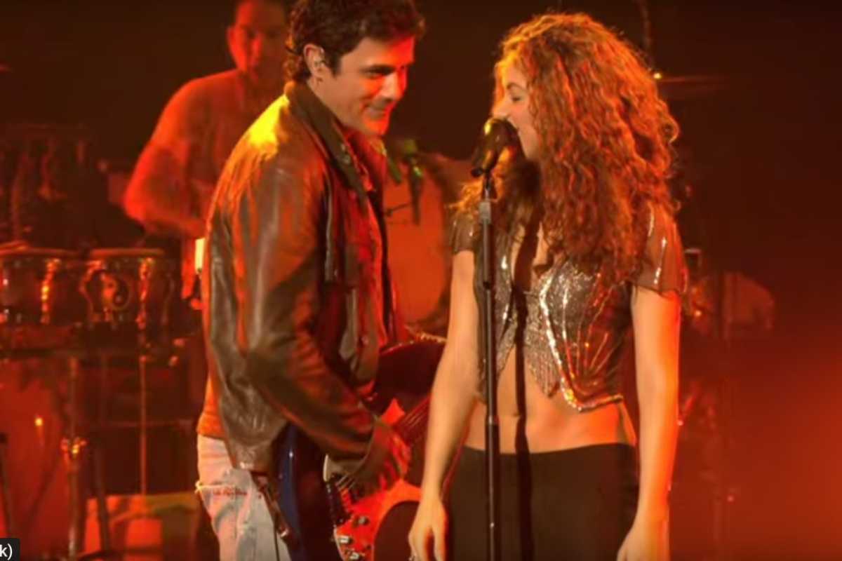 Alejandro Sanz, Shakira em show