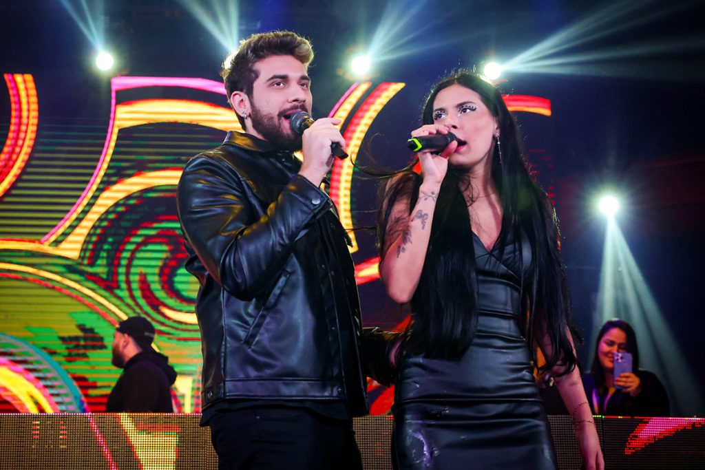 Gustavo Mioto e Ana Castela cantaram juntinhos