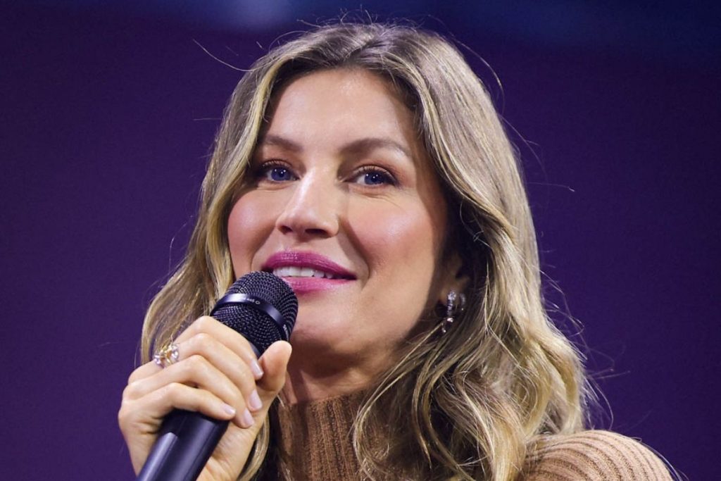 Gisele Bundchen em evento em São Paulo