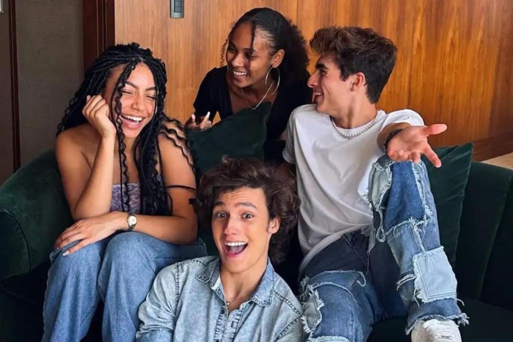 Any Gabrielly com Lucas Burgati, Desirée e Henry Cechin