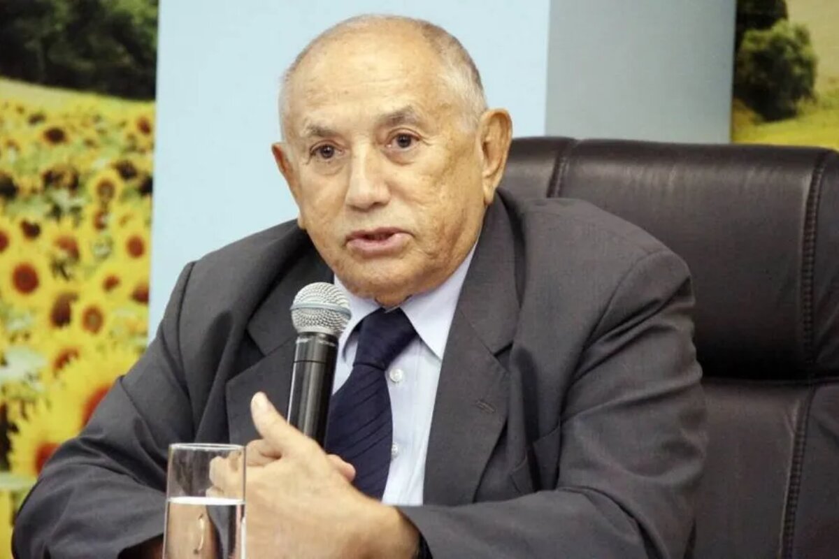 Ex-governador Siqueira Campos