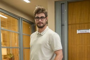 Hélio (Rafael Vitti) em Terra e Paixão