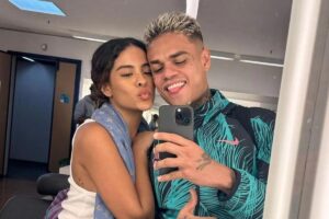 Bella Campos e MC Cabelinho