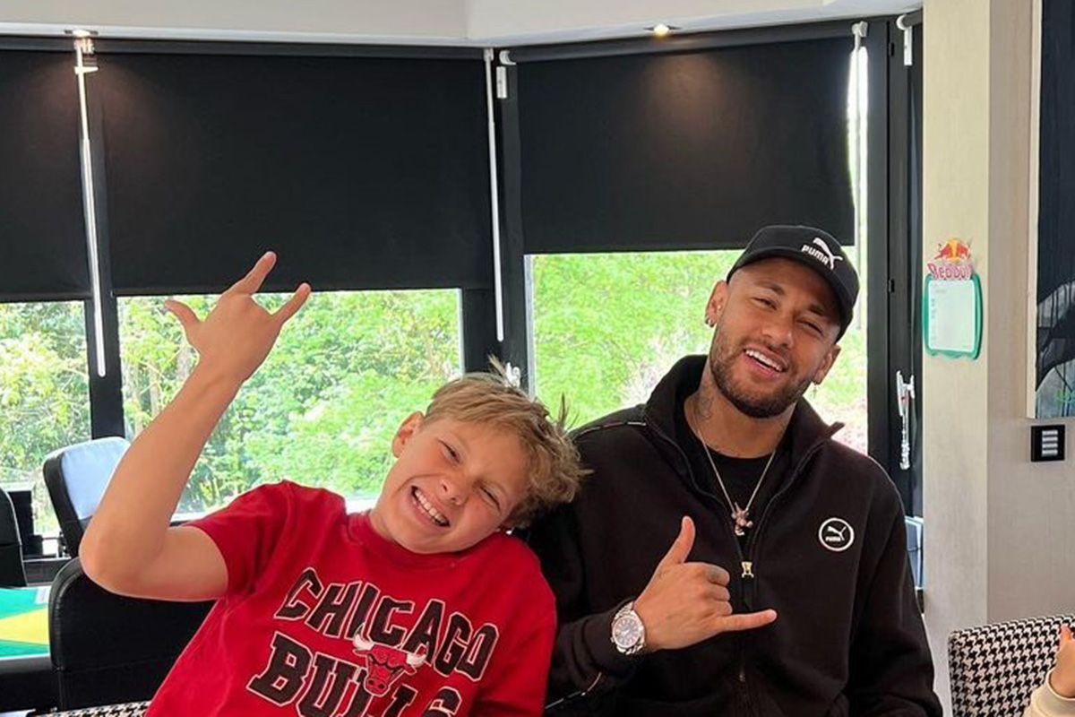 Neymar com o filho Davi Lucca