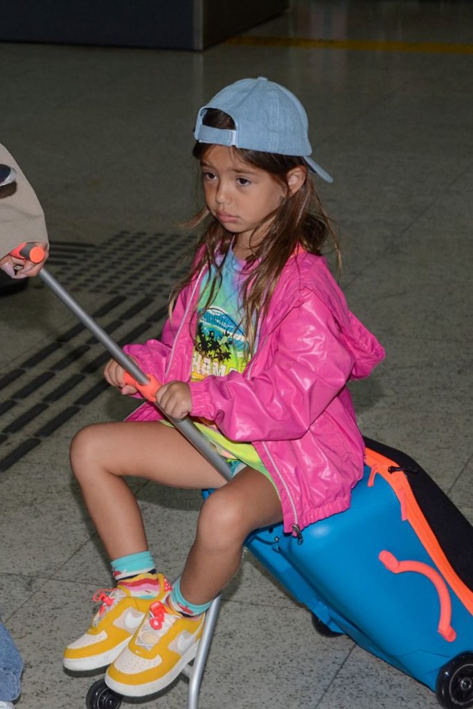 Zoe no aeroporto