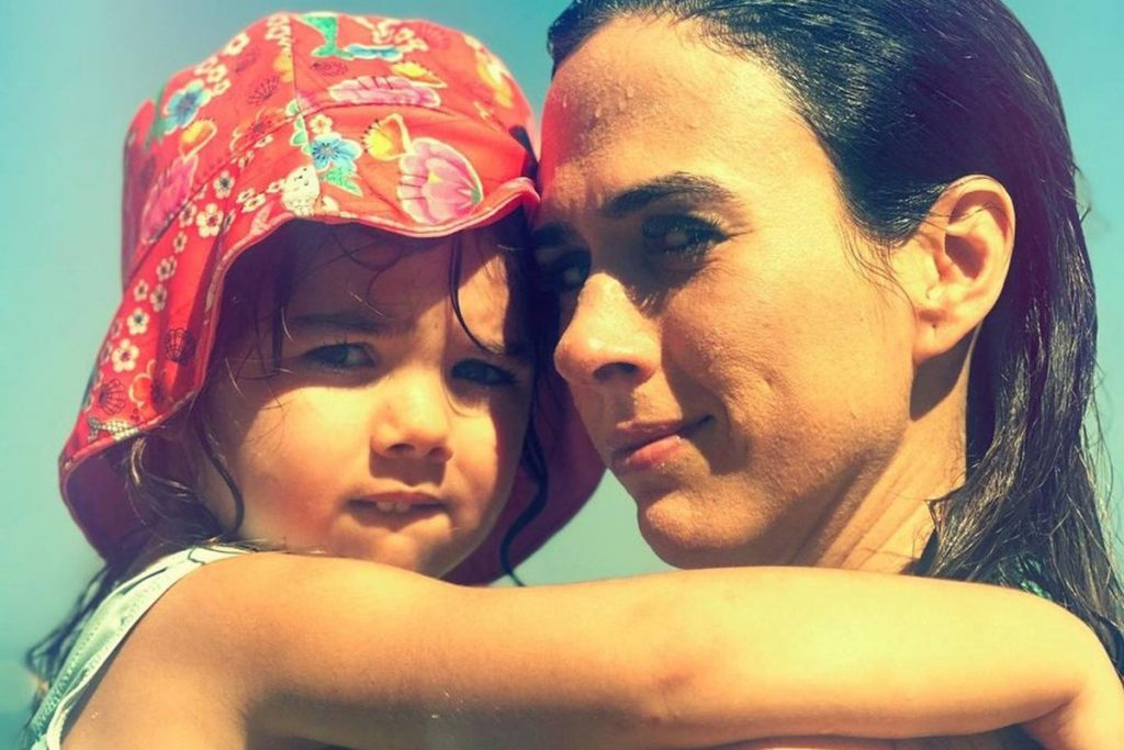 Tata Werneck com a filha Clara Maria