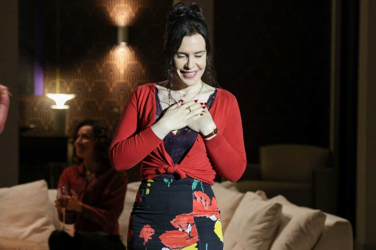 Maria Clara Spinelli como Renée na festa de lançamento de "Elas por Elas"