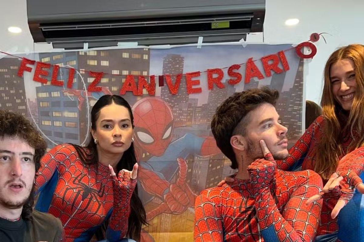 Sasha vira Homem-Aranha em aniversário de amigo (Instagram)