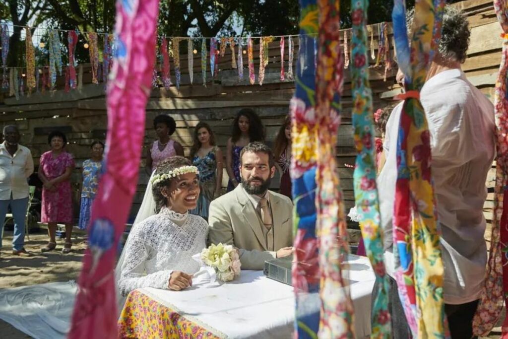 Casamento de Inocêncio e Maria Santa é banhado de emoção (Casamento de Inocêncio e Maria Santa (Cadu Pilotto/TV Globo))