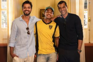 José Venâncio (Rodrigo Simas), João Pedro (Juan Paiva) e José Bento (Marcello Melo Jr.) em 