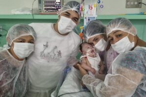 Zé Vaqueiro visitou Arthur com a esposa, mãe e avó