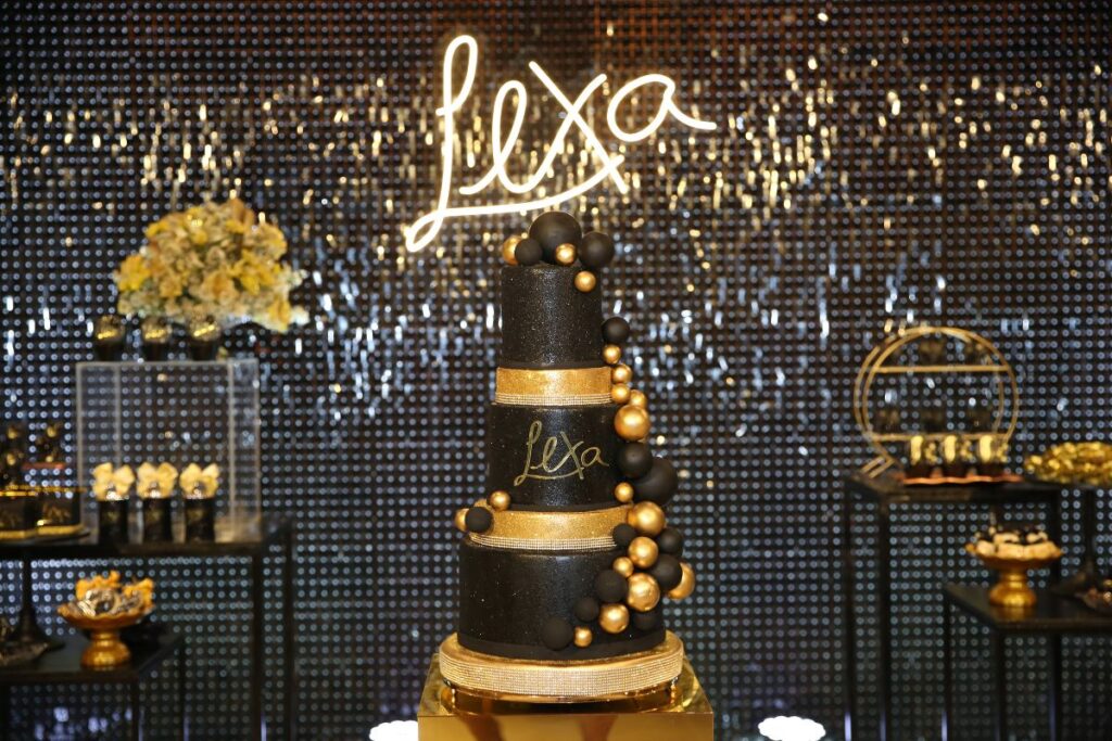 Festa Luxuosa de 29 anos de Lexa