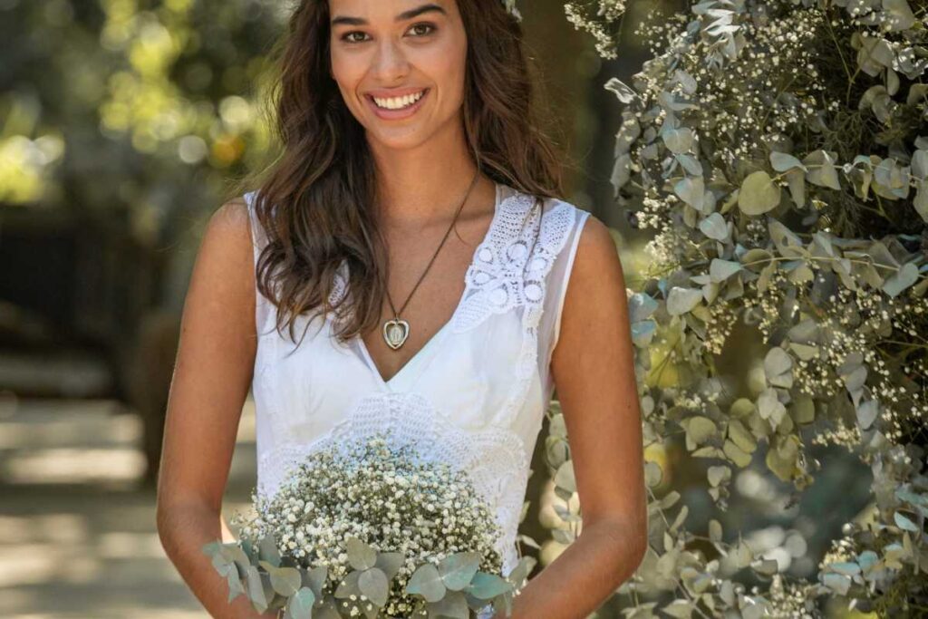Mariana (Theresa Fonseca) se casando em Renascer