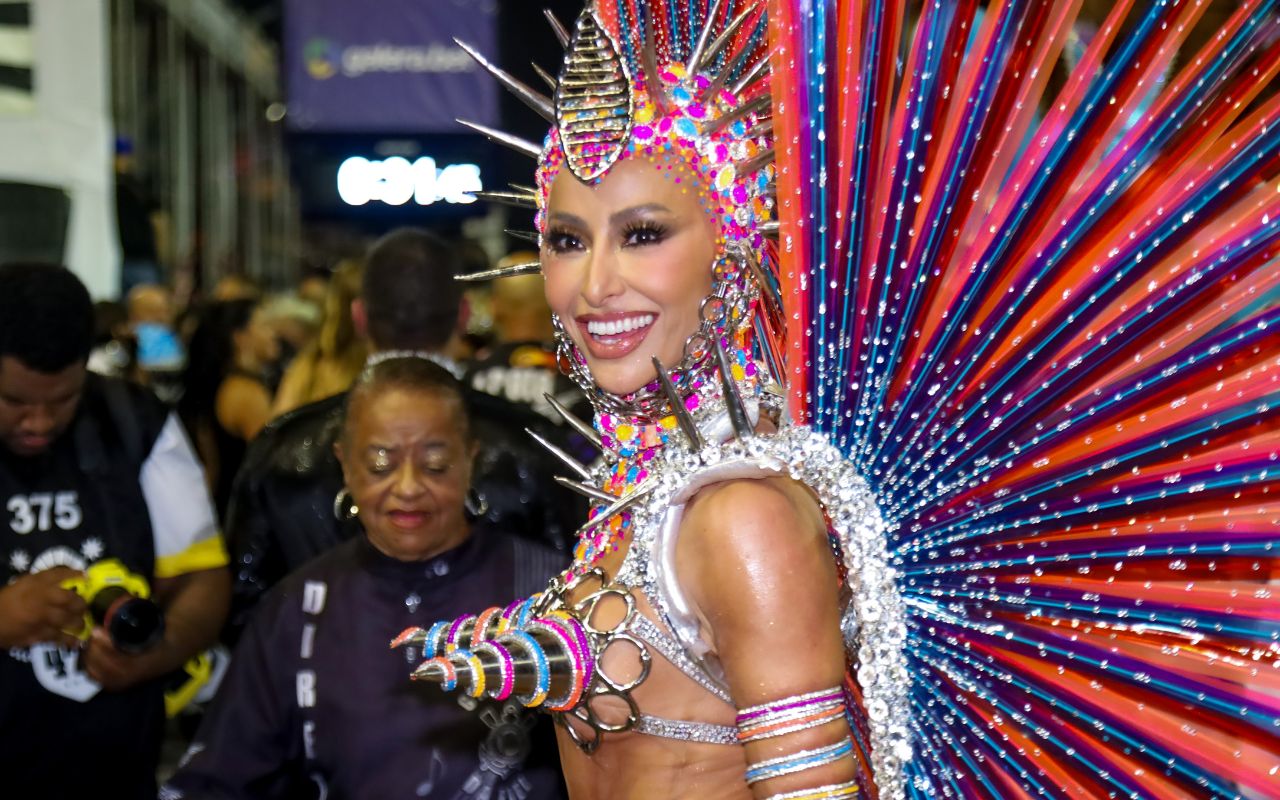 Desfile das Campeãs: Sabrina na Gaviões da Fiel - Clayton Felizardo BrazilNews