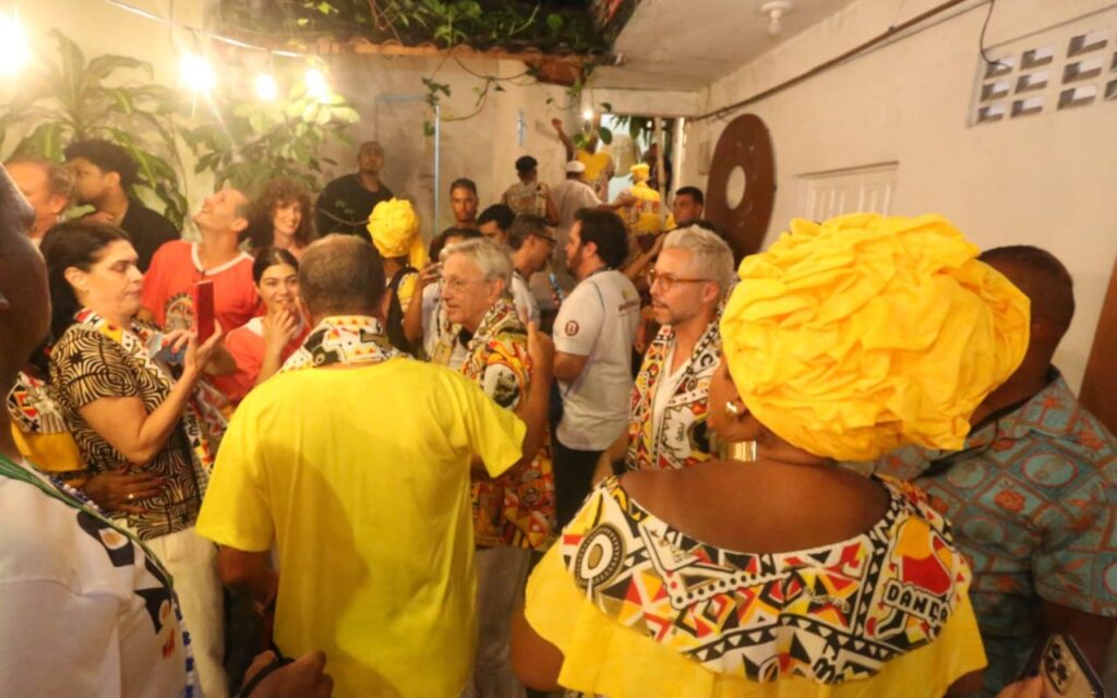 Caetano Veloso se junta ao Ilê Aiyê para celebra 50 Anos do bloco