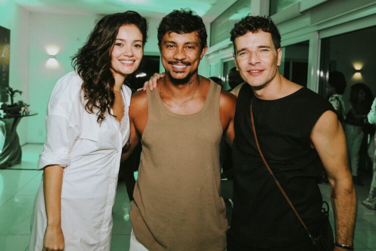 Xamã com Sophie Charlotte e Daniel de Oliveira