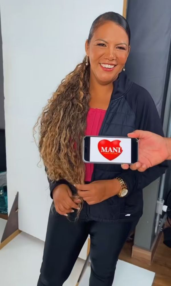 Mani Reggo, mulher de Davi do BBB 2, mudou o visial para gravar comercial - Foto: Instagram