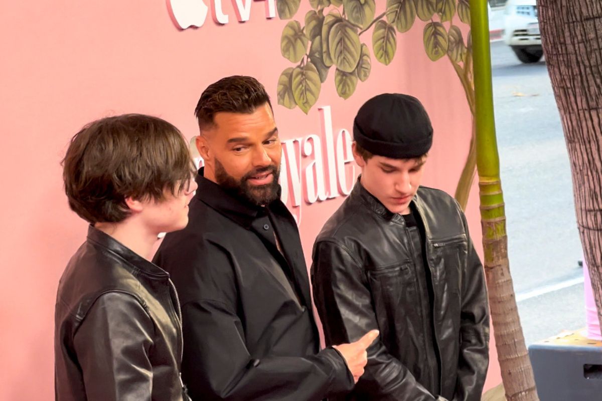 Ricky Martin com os dois filhos