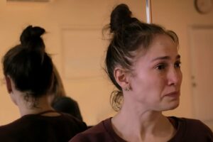 Jennifer Lopez chora em documentário