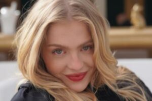 Luísa Sonza está na Alemanha e mostrou fotos do boy em momentos fofos