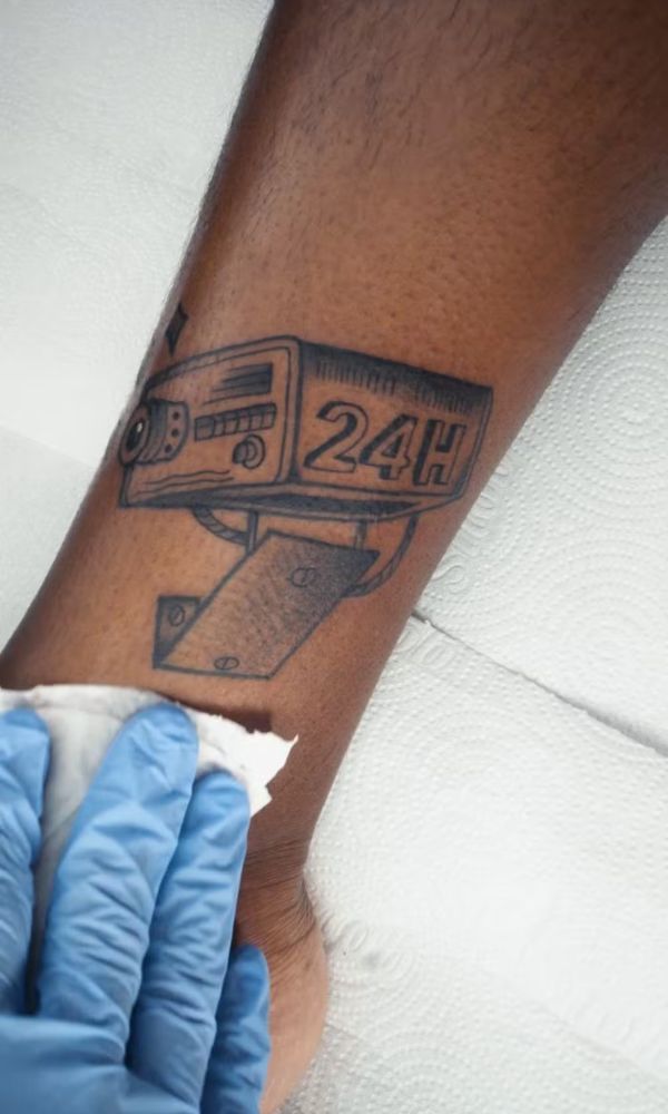 Pizane fez tatuagem para homenagear o BBB 24