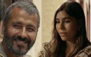 Em Renascer, Buba usa barriga falsa para enganar José Inocêncio