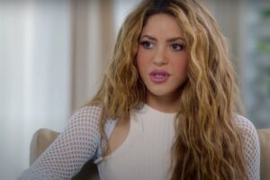 Shakira conta luta para lançar Última, faixa que explora traição de Piqué