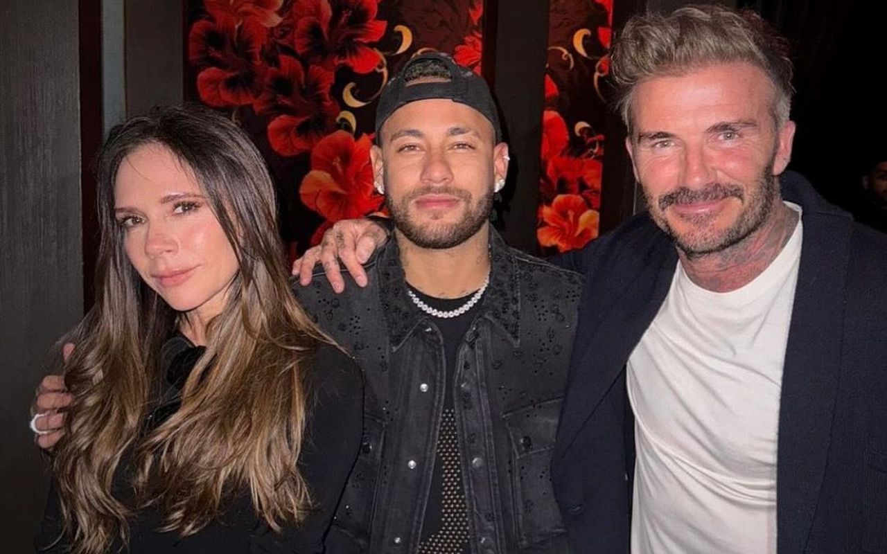 Victoria Beckham, Neymar e David Beckham juntos em jantar em Miami – Foto: Instagram