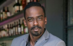 Hans (Raphael Logam) de 