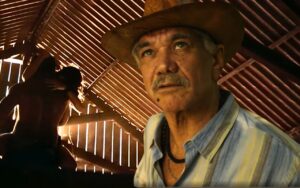 Renascer: Damião e Eliana são flagrados na cama