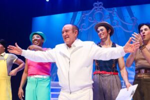 Os Trapalhões ovacionam