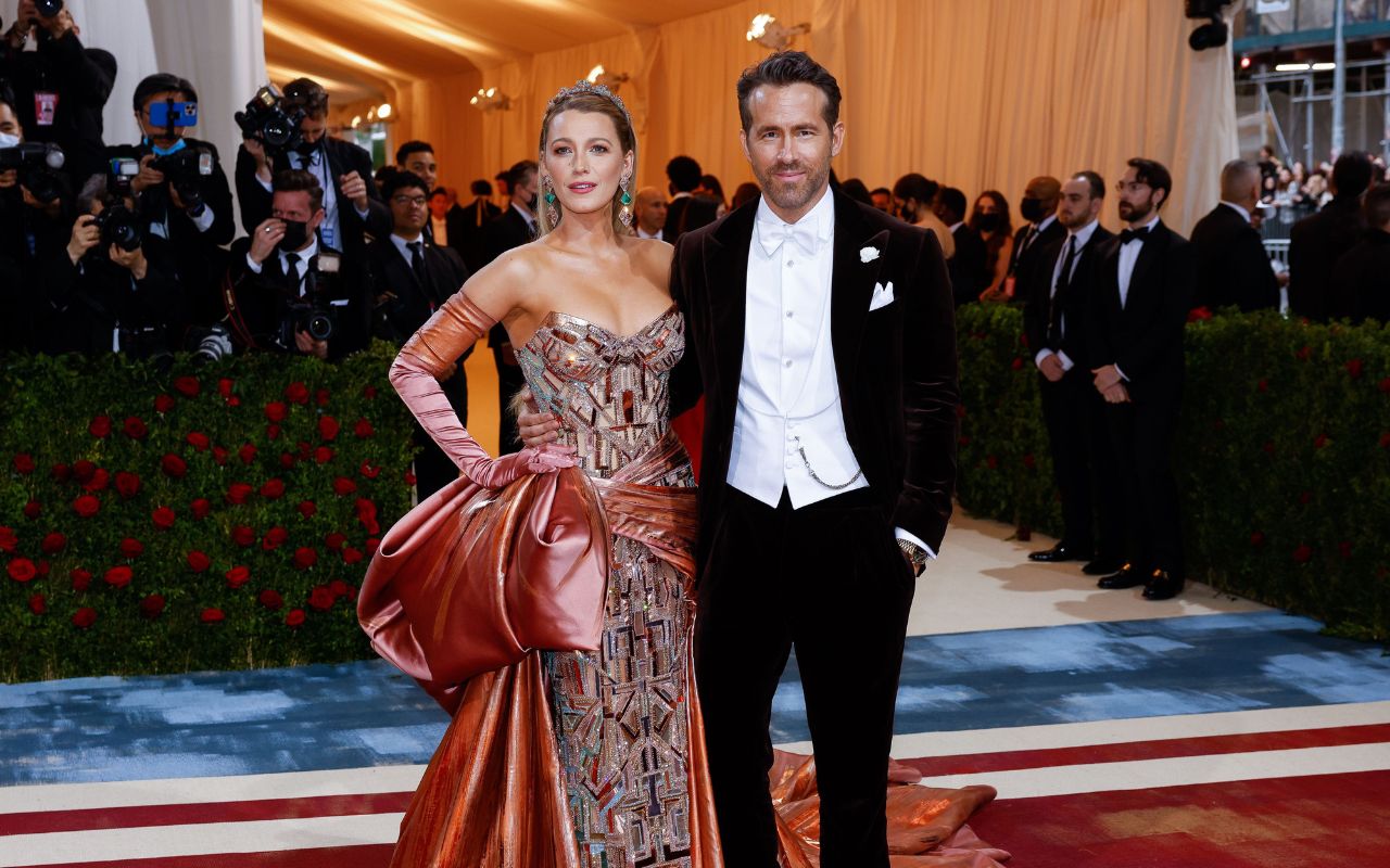 Blake Lively e Ryan Reynolds não foram ao Met Gala por causa das filhas